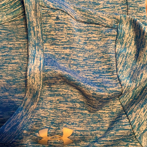 Under Armour tshirt - Picture 7 of 7